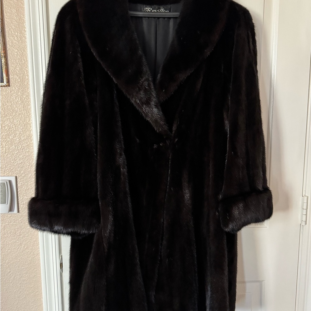 Female Mink Fur Coat Dark Brown/Black